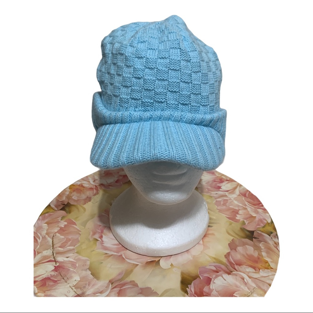 Under Amour Hat! - image 3
